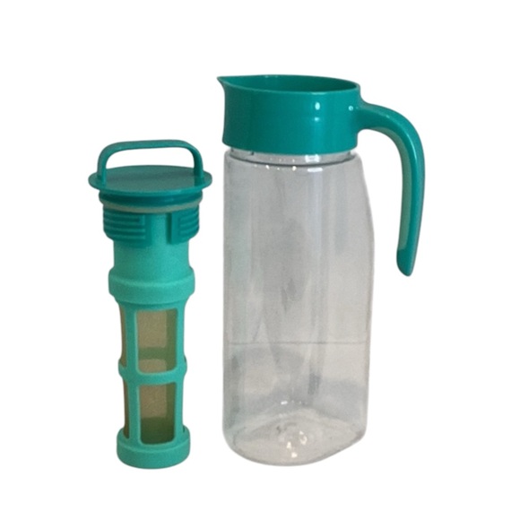 🍄 David’s Tea Plastic Infuser Pitcher - Picture 3 of 9